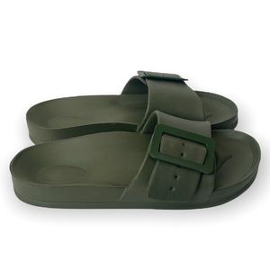 green rubber slides size 8